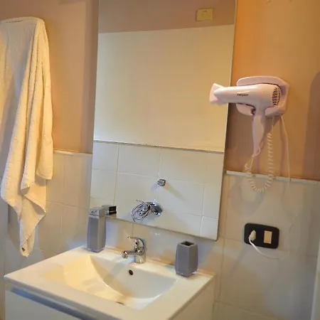 Domus Cavour Apartment