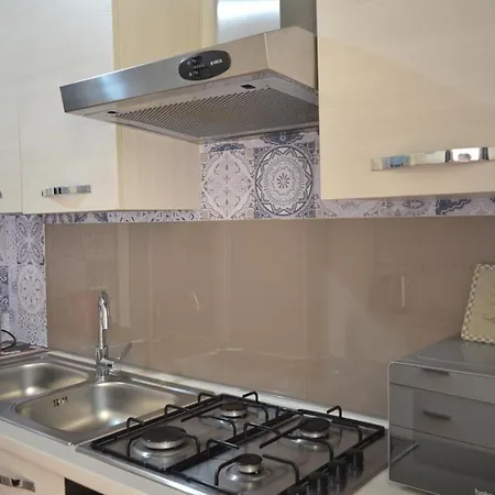 Domus Cavour Apartment